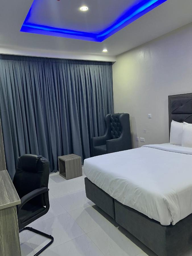 De Rigg Place, Surulere Lagos Exterior foto